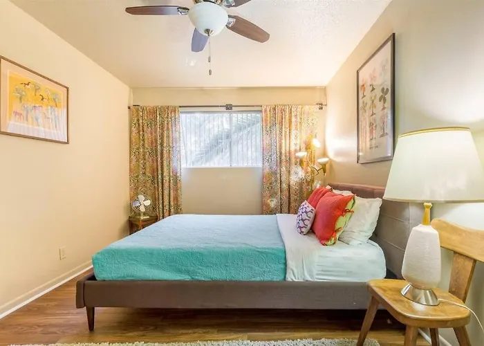 Mid Century Modern Near Old Town, Pool & Bbq * Scottsdale
